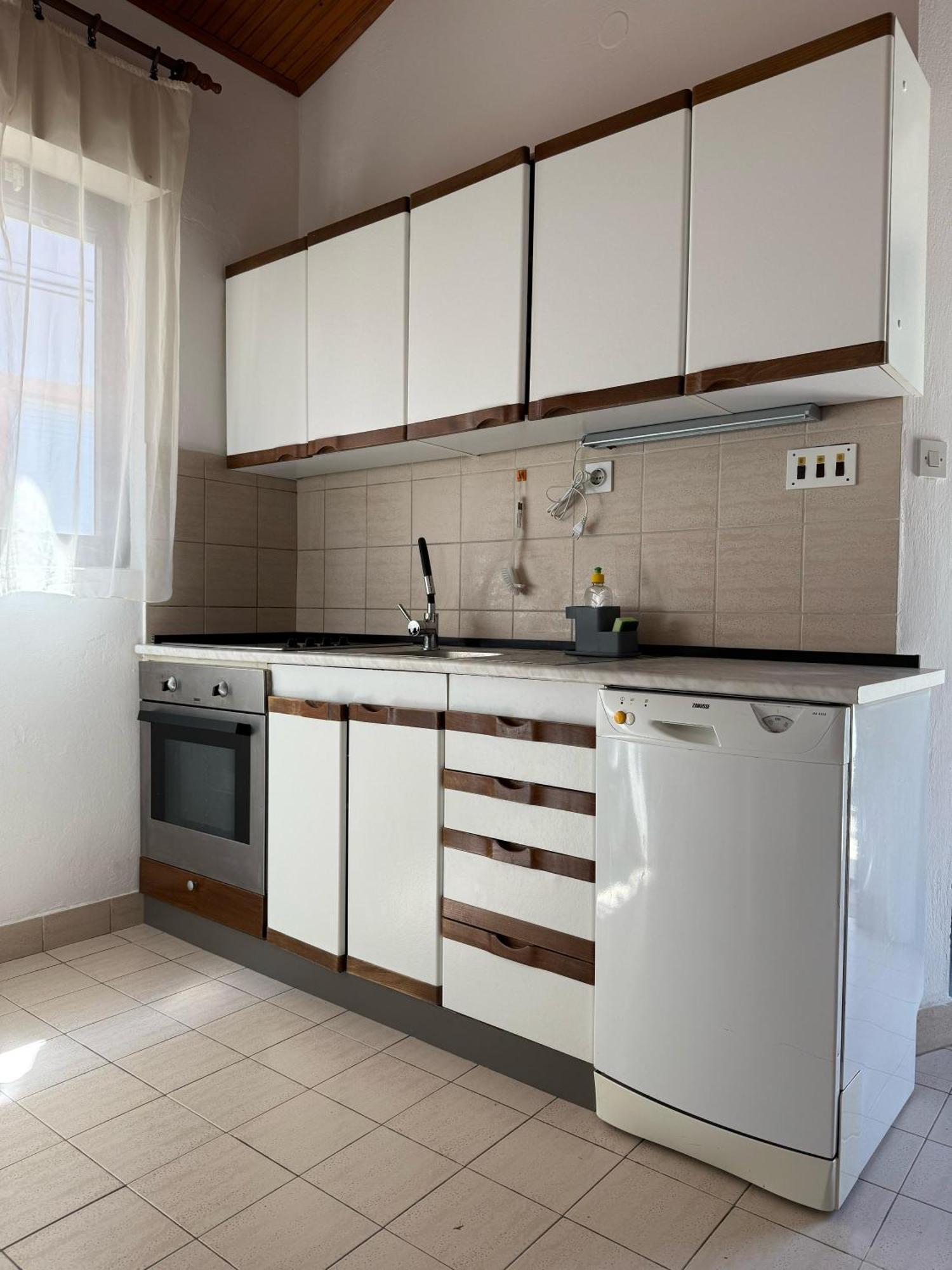 Blue Lagoon Studio Apartments Клек Экстерьер фото